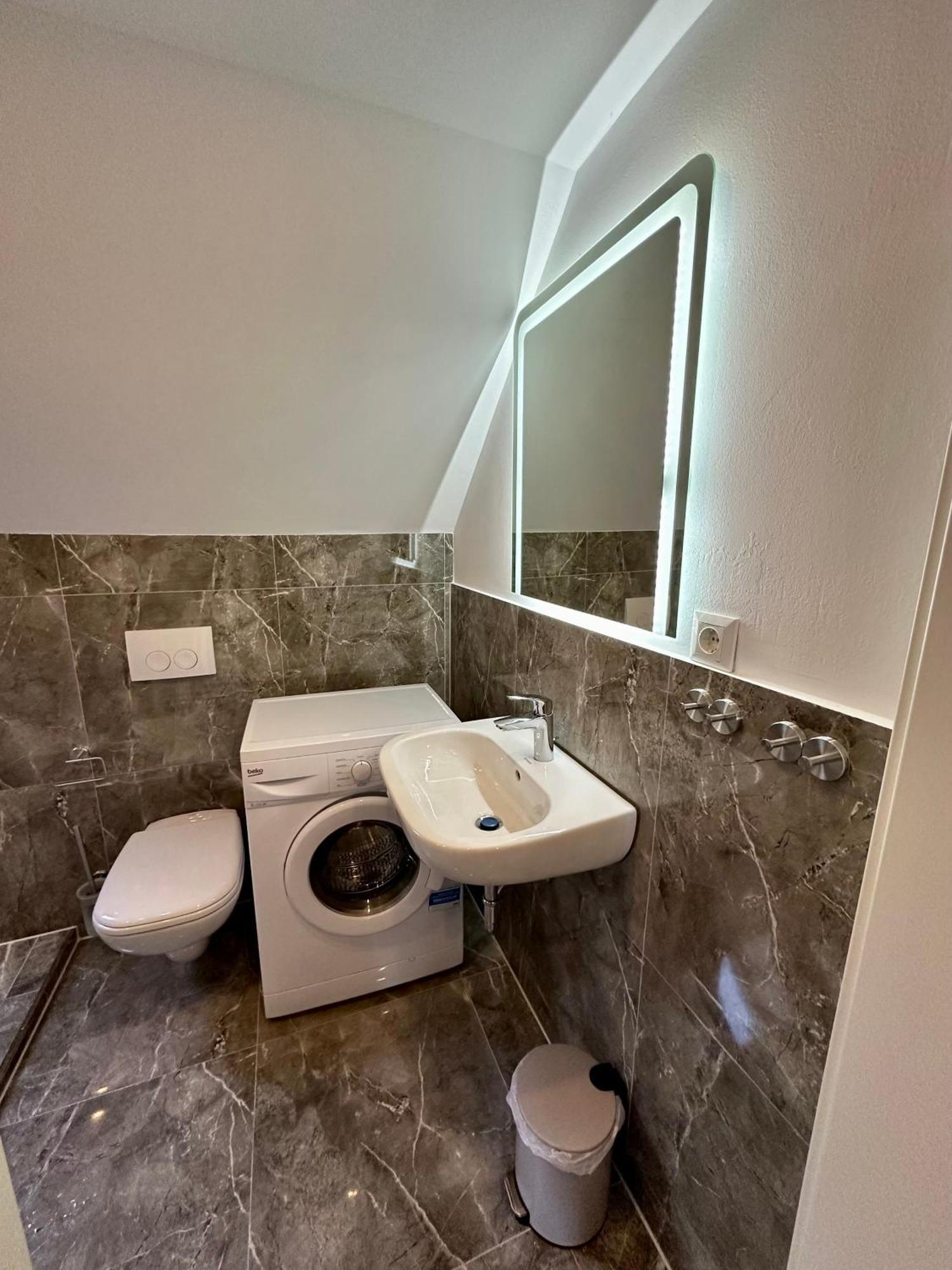 Durmaz Hotel Hanover Exterior photo
