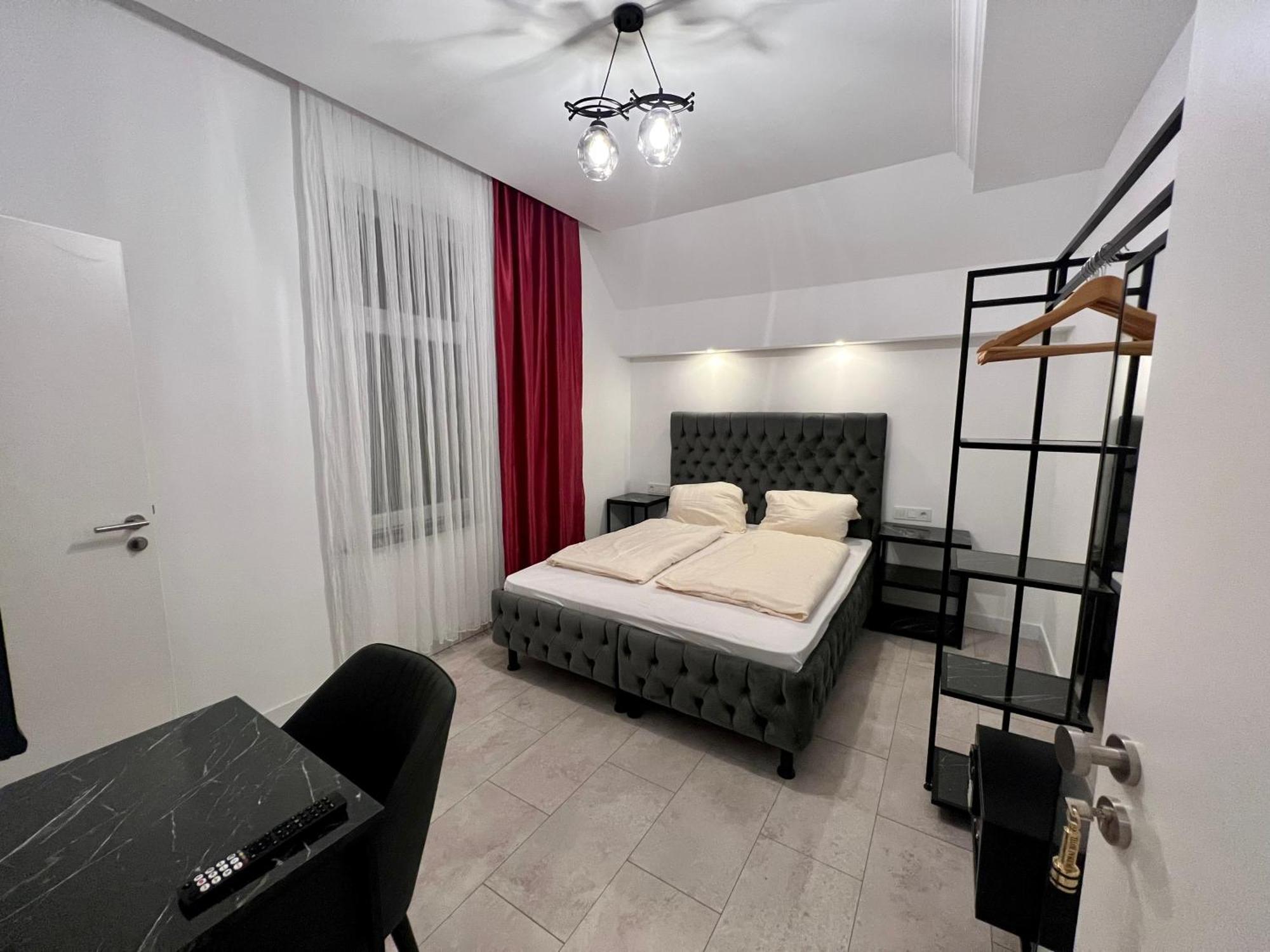 Durmaz Hotel Hanover Exterior photo
