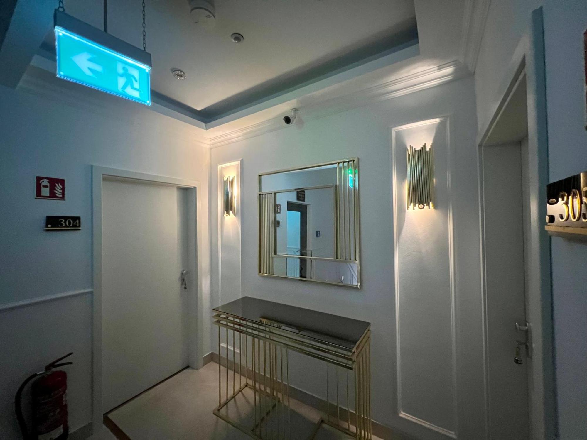 Durmaz Hotel Hanover Exterior photo